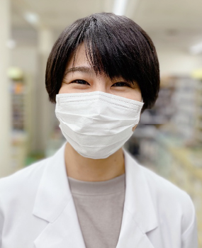 新人薬剤師たかの薬局所属